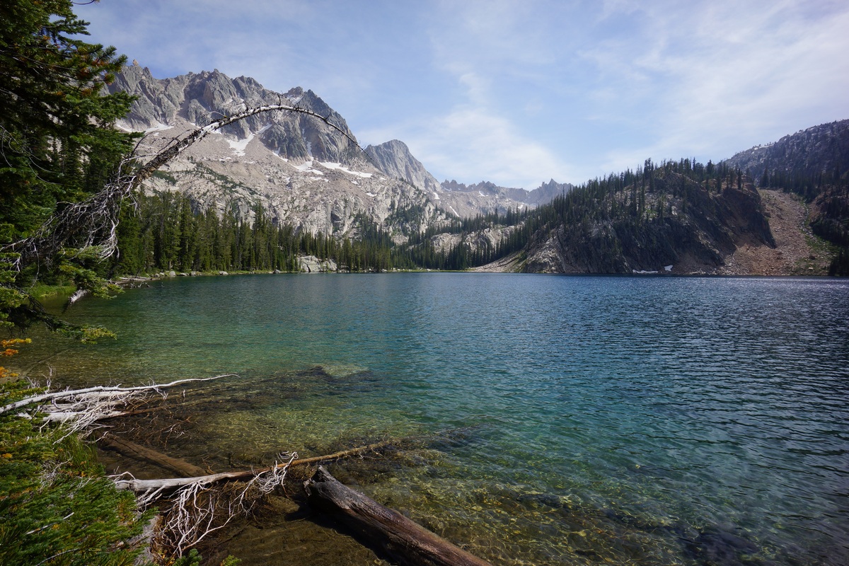 sawtooth wilderness view of upper cramer lake in august